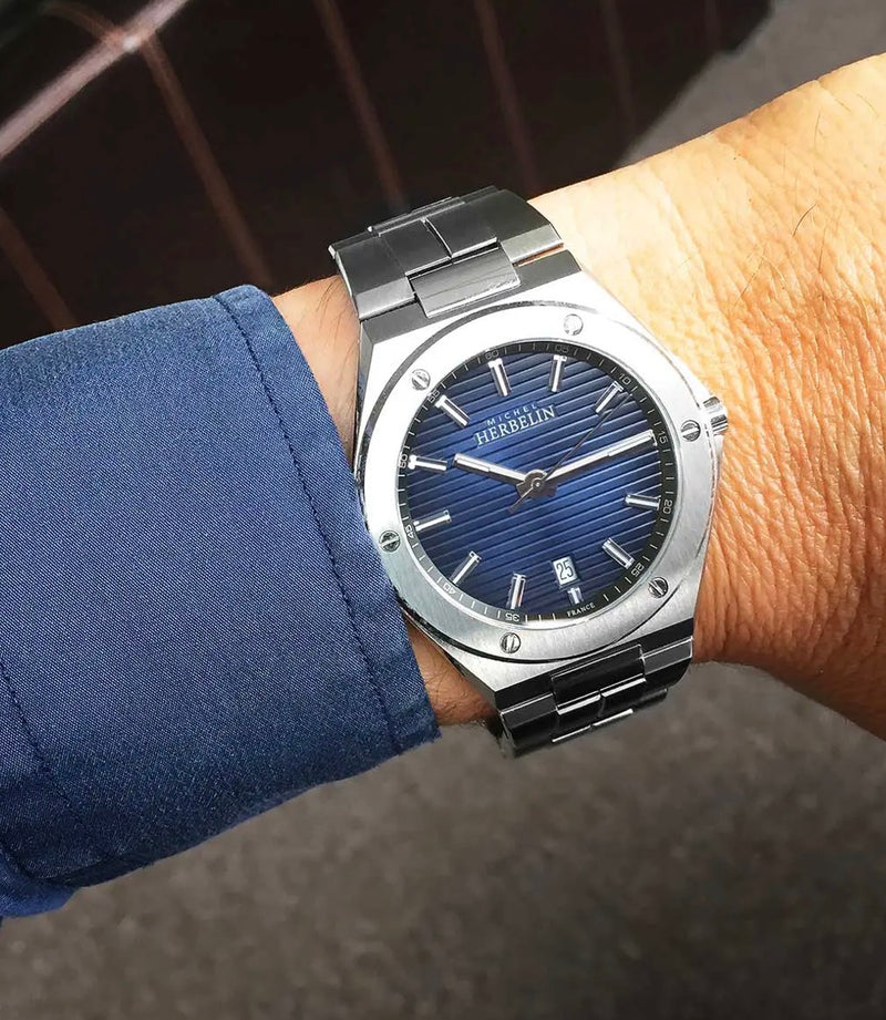 Gents Stainless Steel With Navy Blue Dial Herbelin Cap Camarat 12245B15