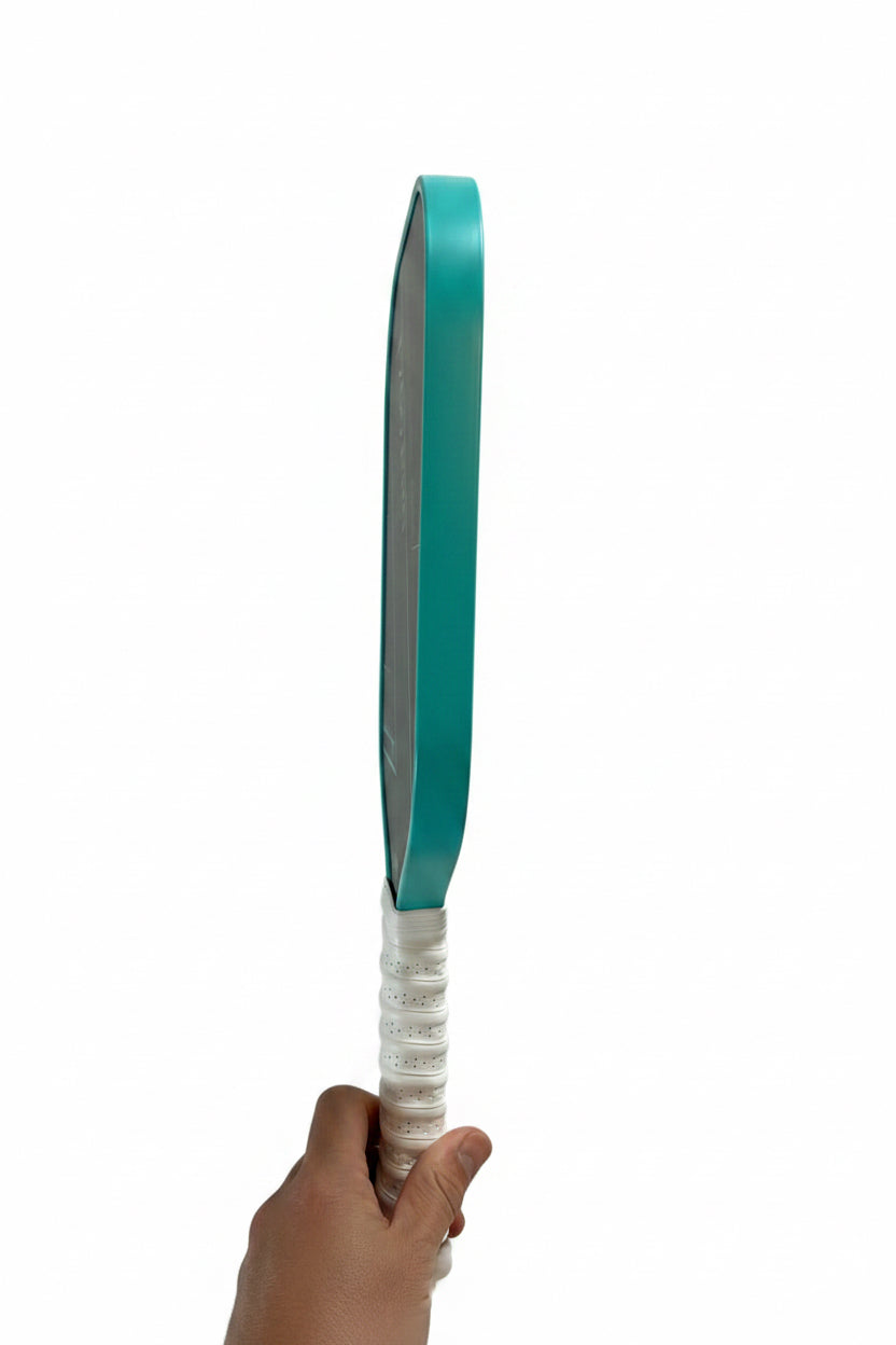 T700 pickleball paddle carbon fibre face