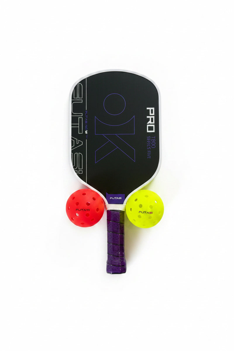 T800 pro Pickleball paddle with two balls 