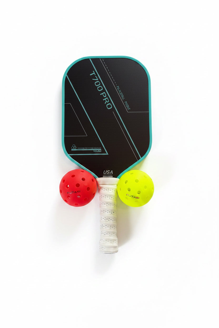 T700 pickleball paddle carbon fibre face